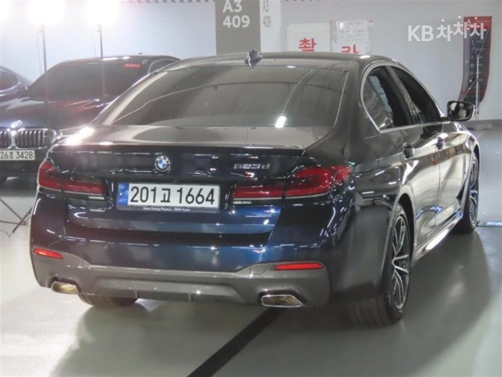 بي إم دبليو - 5-Series | All New 523 M Sport 3