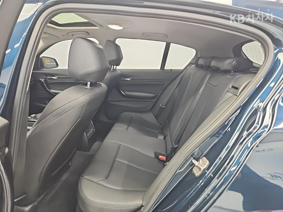 بي إم دبليو - 1-Series | New 118 Sport Line F20(15~) 12