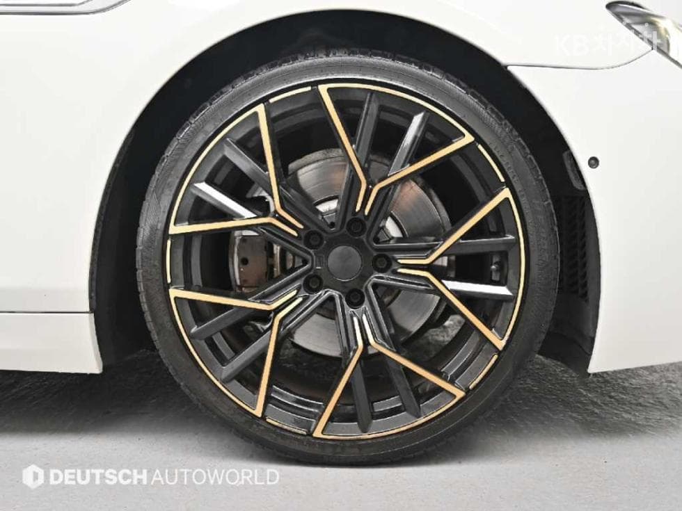 بي إم دبليو - 6-Series | New 650 Convertible F13 5
