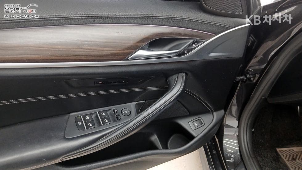 BMW - 5-Series | All New 520 M Sport Plus 9