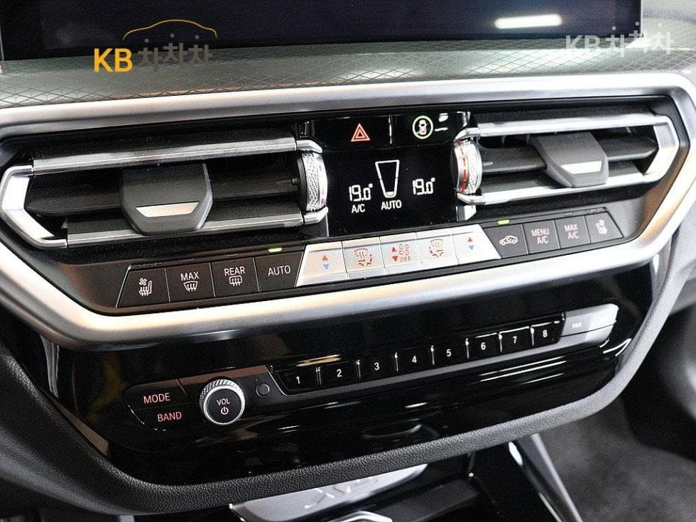 BMW - X3 | xDrive 20 M Sport Pro 9
