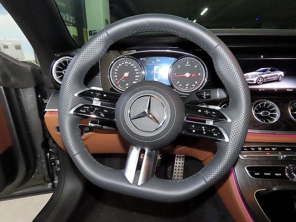 مرسيدس - E-Class | E220 Cabriolet 11