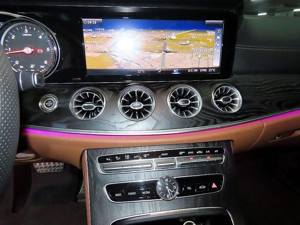 مرسيدس - E-Class | E220 Cabriolet 14