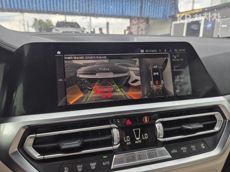 BMW - 4-Series | 420 Convertible M Sport 9