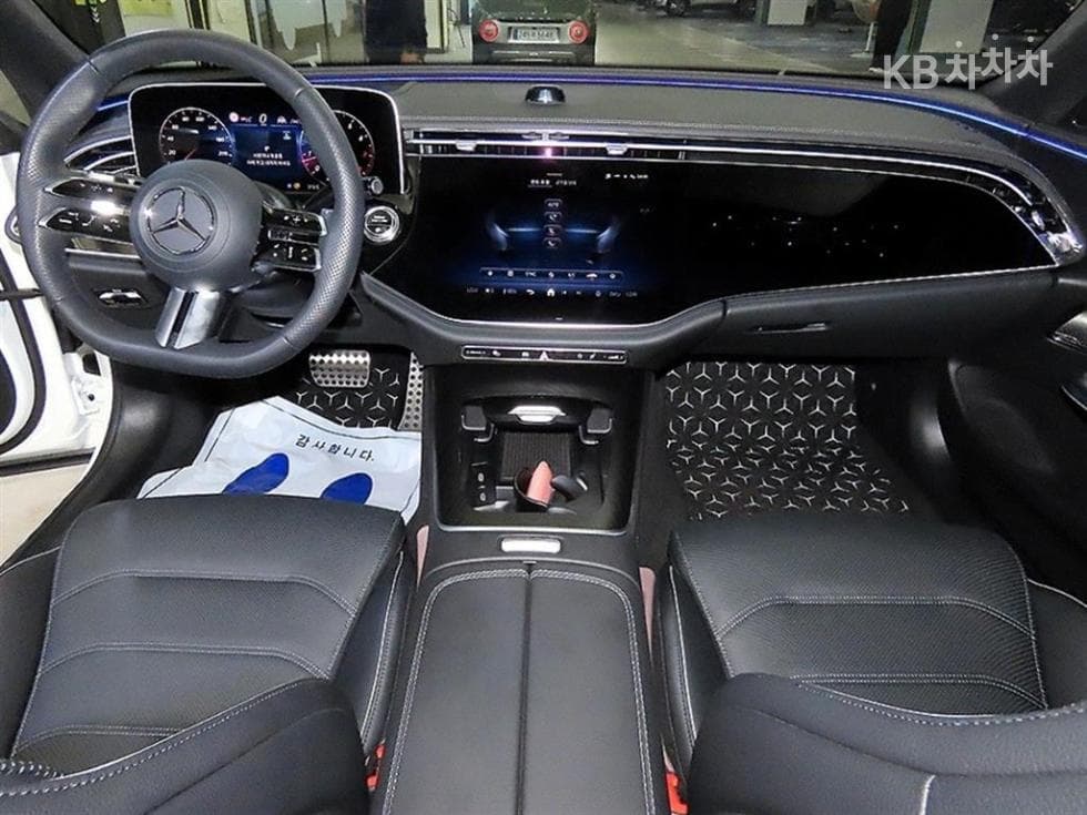 مرسيدس - E-Class | E300 4MATIC AMG Line 10