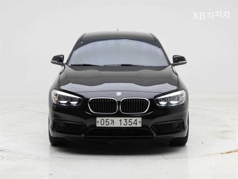 بي إم دبليو - 1-Series | New 118 Sport Base 2
