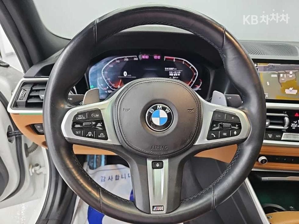 بي إم دبليو - 3-Series | 320 M Sport 9