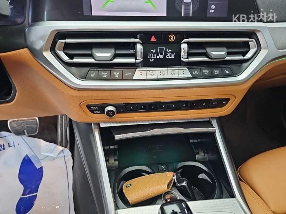 بي إم دبليو - 3-Series | 320 M Sport 10