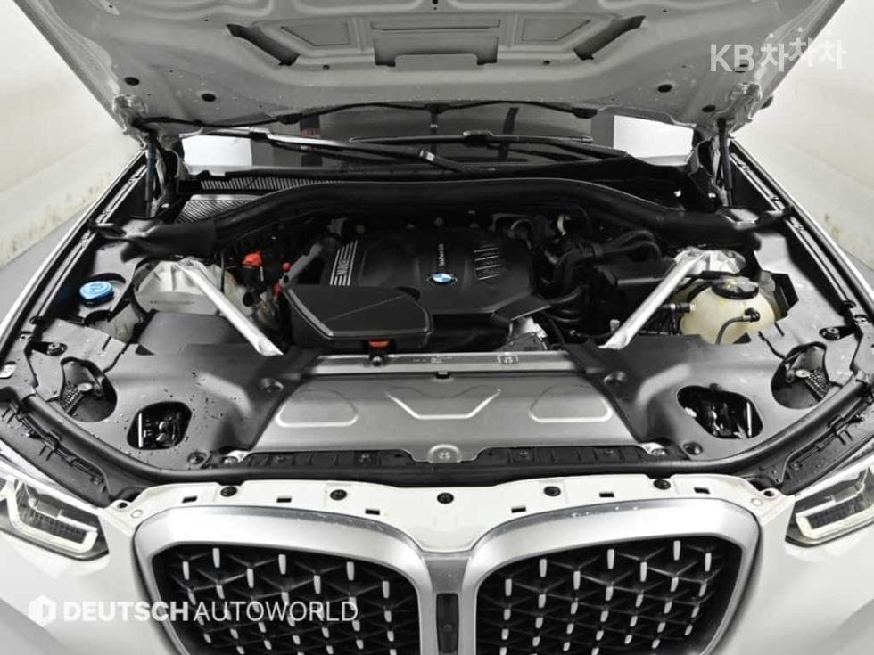 BMW - X4 | New xDrive 20 M Sport 6