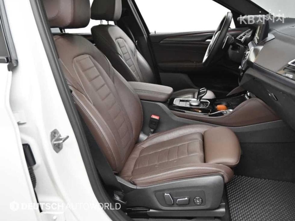 BMW - X4 | New xDrive 20 M Sport 10