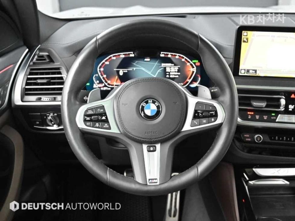 BMW - X4 | New xDrive 20 M Sport 13