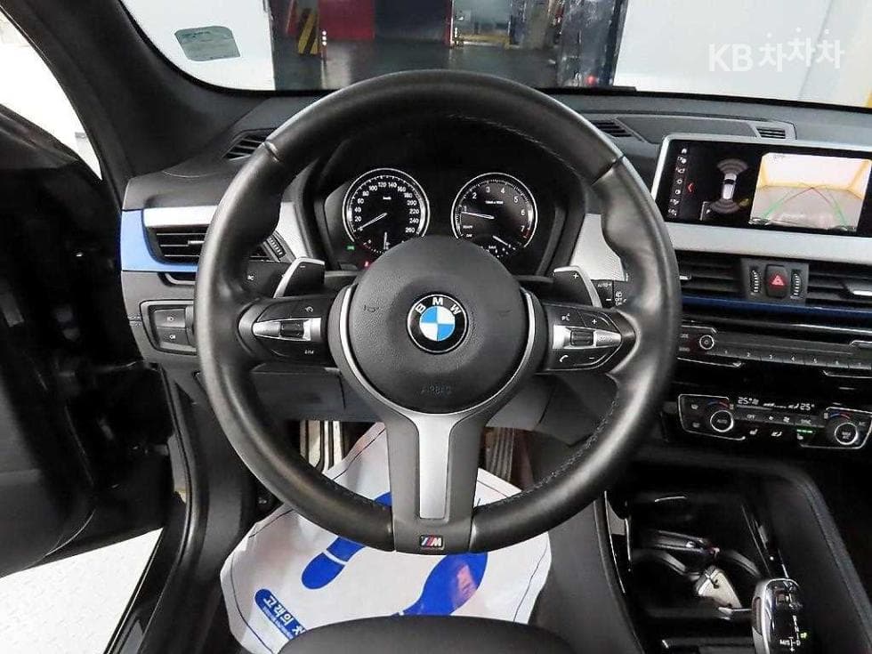 بي إم دبليو - X1 | xDrive 20 M Sport Package 9