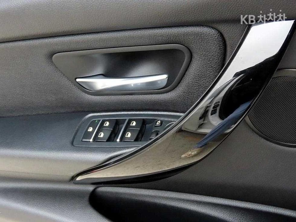 بي إم دبليو - 3-Series | New 320 F30(12~) 12