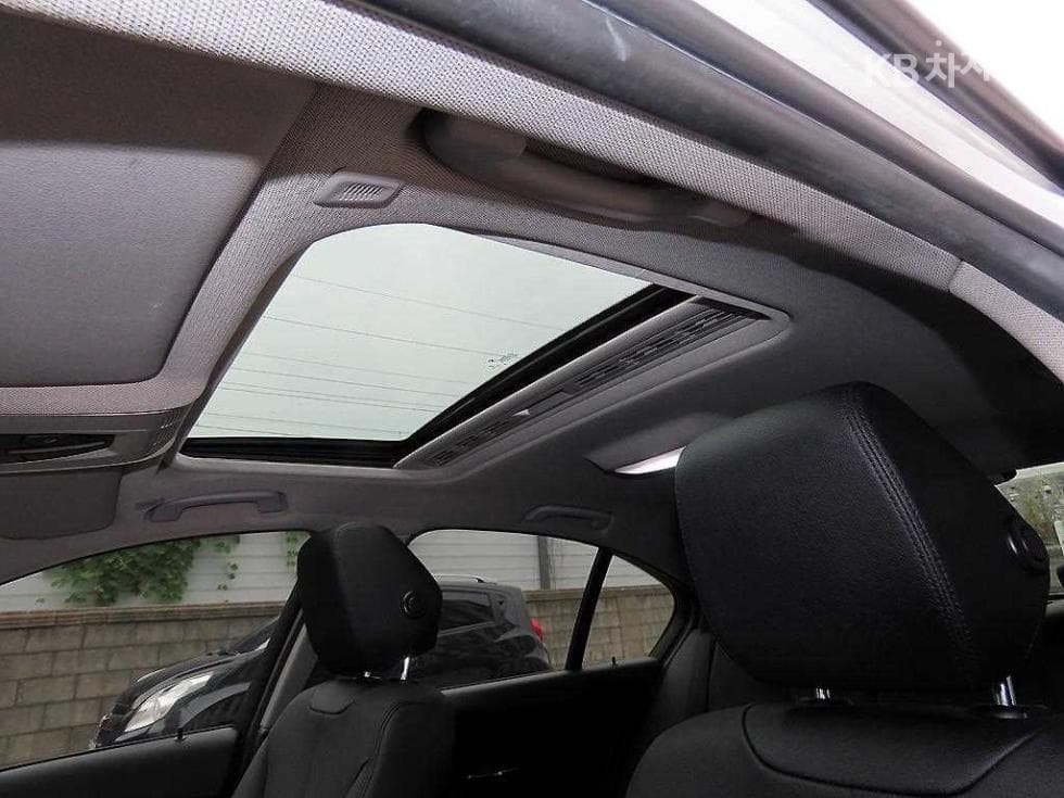 بي إم دبليو - 3-Series | New 320 F30(12~) 18