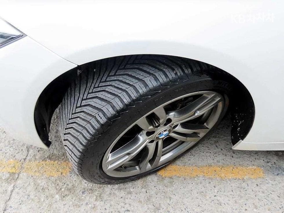 بي إم دبليو - 3-Series | New 320 F30(12~) 20