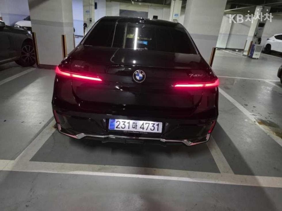 بي إم دبليو 7-Series