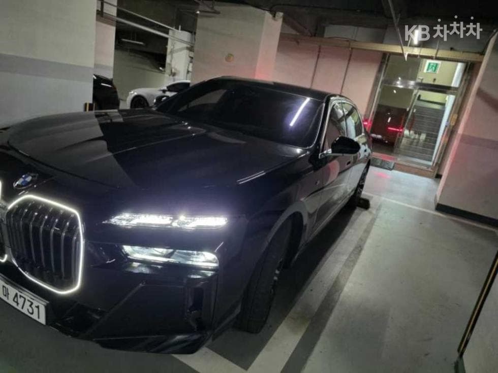 بي إم دبليو - 7-Series | 740 xDrive M Sport 4