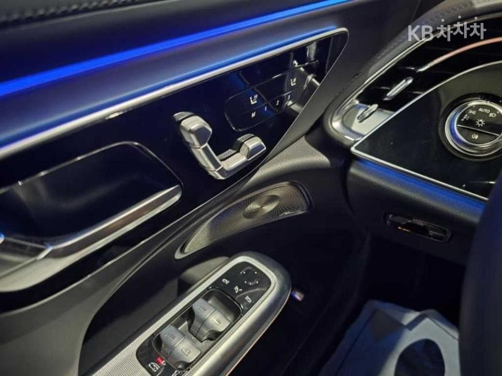 Mercedes-Benz - E-Class | E450 4MATIC Exclusive 10