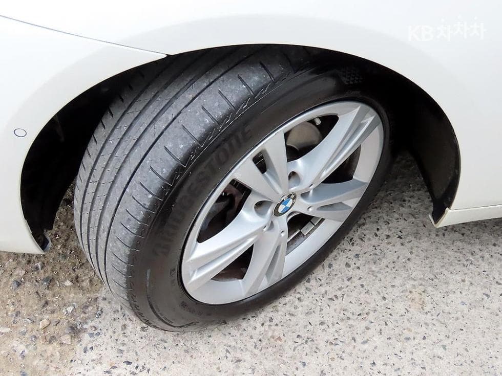 BMW - 2-Series | Active Tourer Joy 20