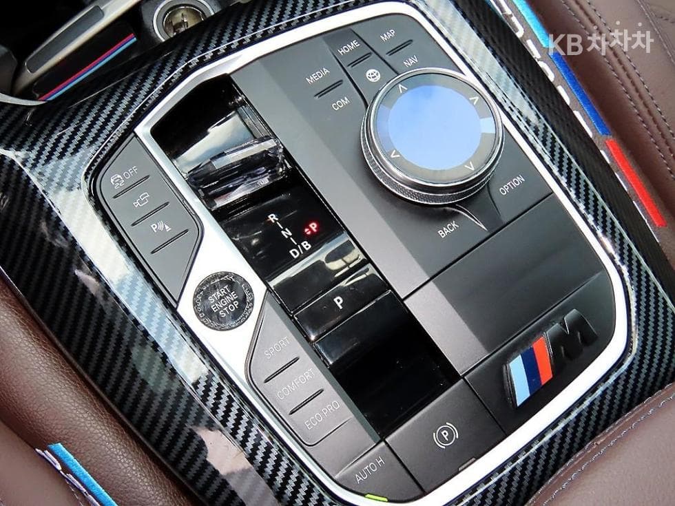 BMW - X3M | iX3 Sport Package 11