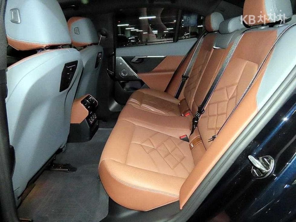 بي إم دبليو - i5 | eDrive 40 M Sport Pro 7