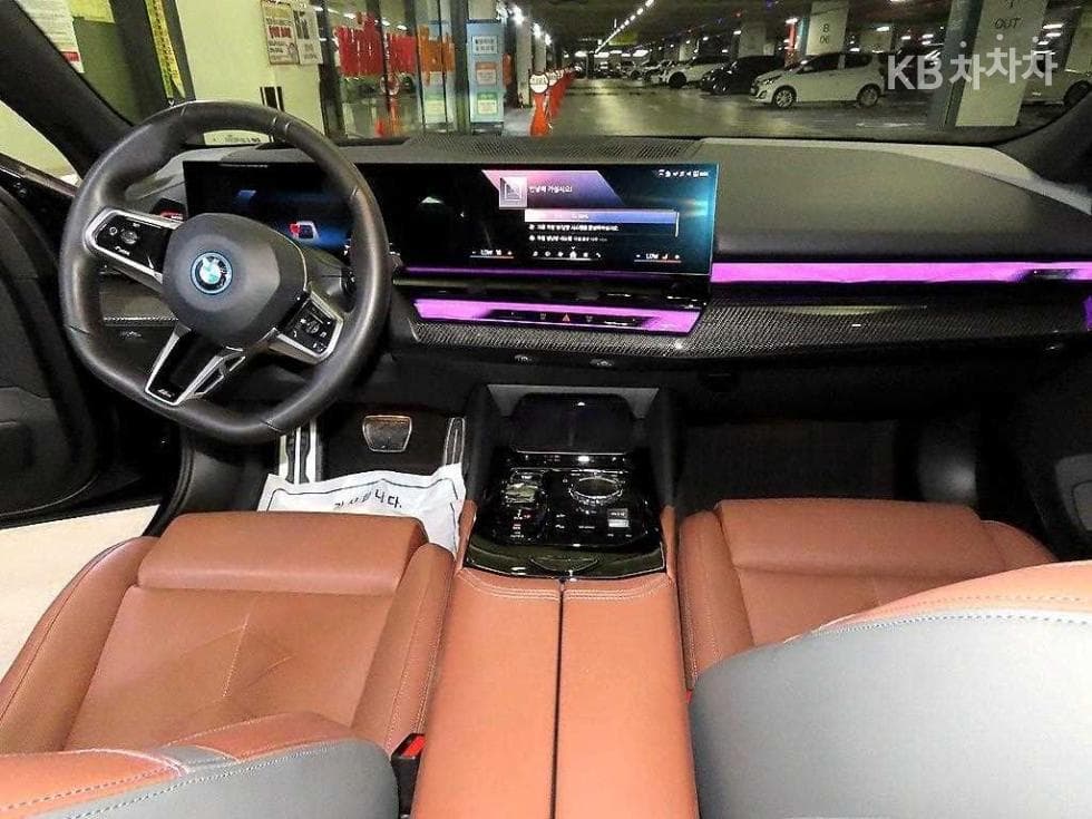 بي إم دبليو - i5 | eDrive 40 M Sport Pro 10