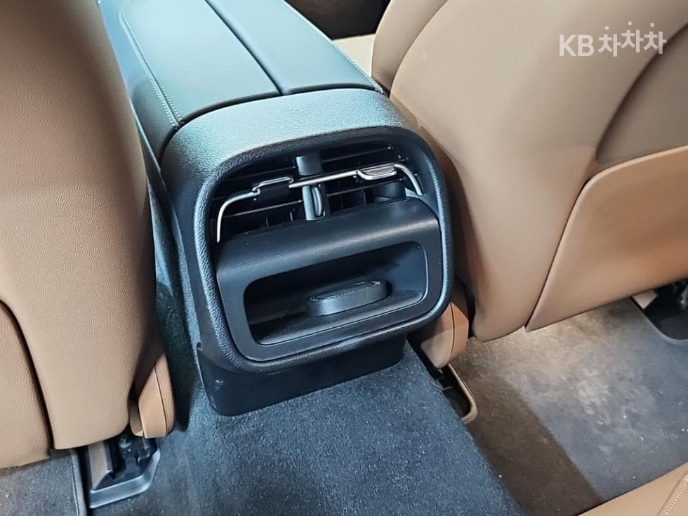 مرسيدس - E-Class | E200 Avantgarde 13