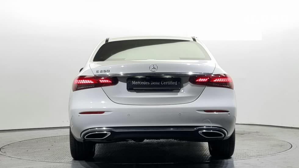 Mercedes-Benz - E-Class | E250 Exclusive 5