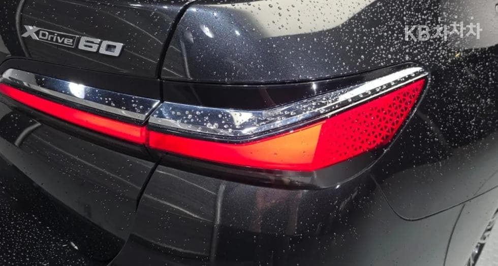 BMW - i7 | xDrive 60 M Sport 5