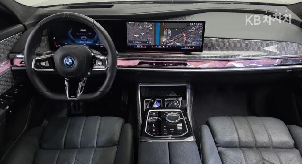 BMW - i7 | xDrive 60 M Sport 7