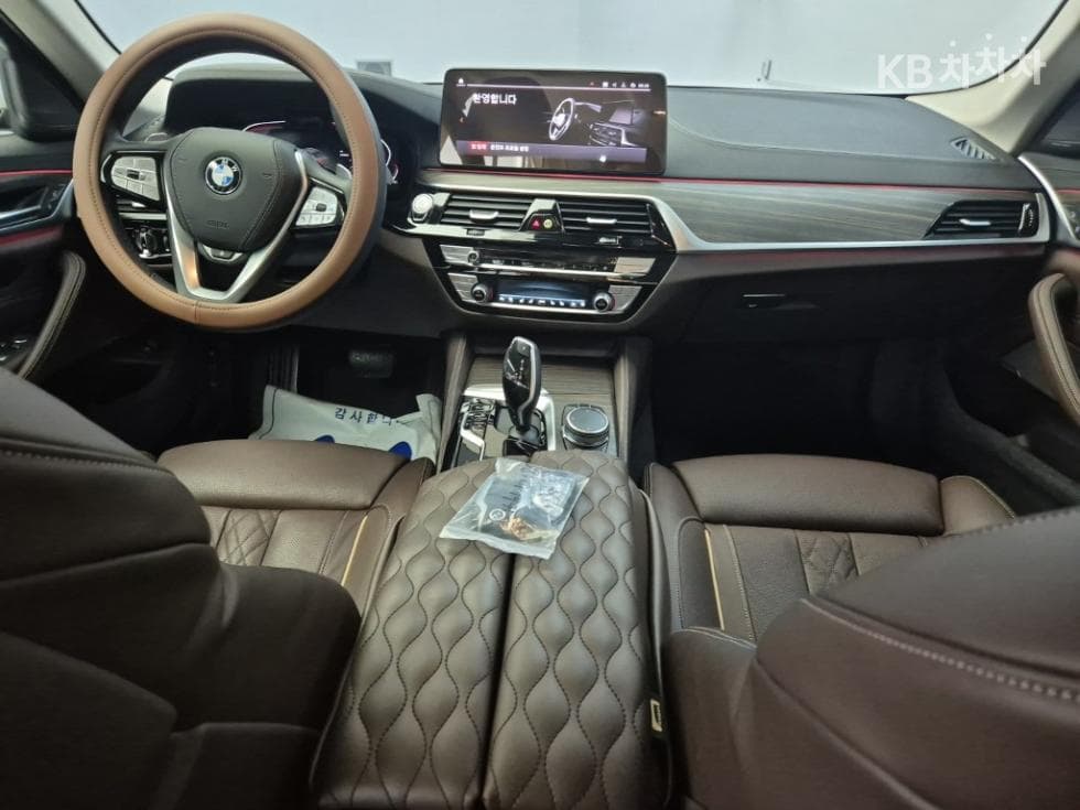 BMW - 5-Series | All New 530 Luxury 7