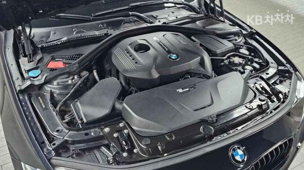 BMW - 3-Series | New 330 F30 Edition 6