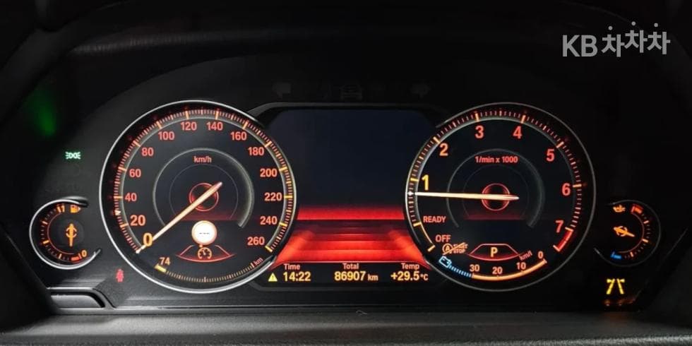 BMW - 3-Series | New 330 F30 Edition 8