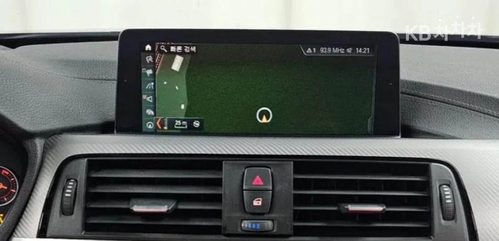 BMW - 3-Series | New 330 F30 Edition 11