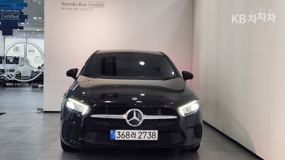 Mercedes-Benz - A-Class | A220 Hatchback Base 4