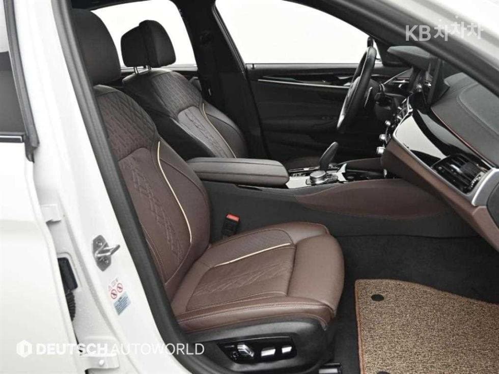 BMW - 5-Series | All New 530 M Sport Plus 10