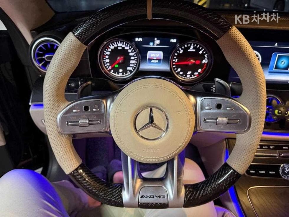 مرسيدس - E-Class | E220 Cabriolet 8
