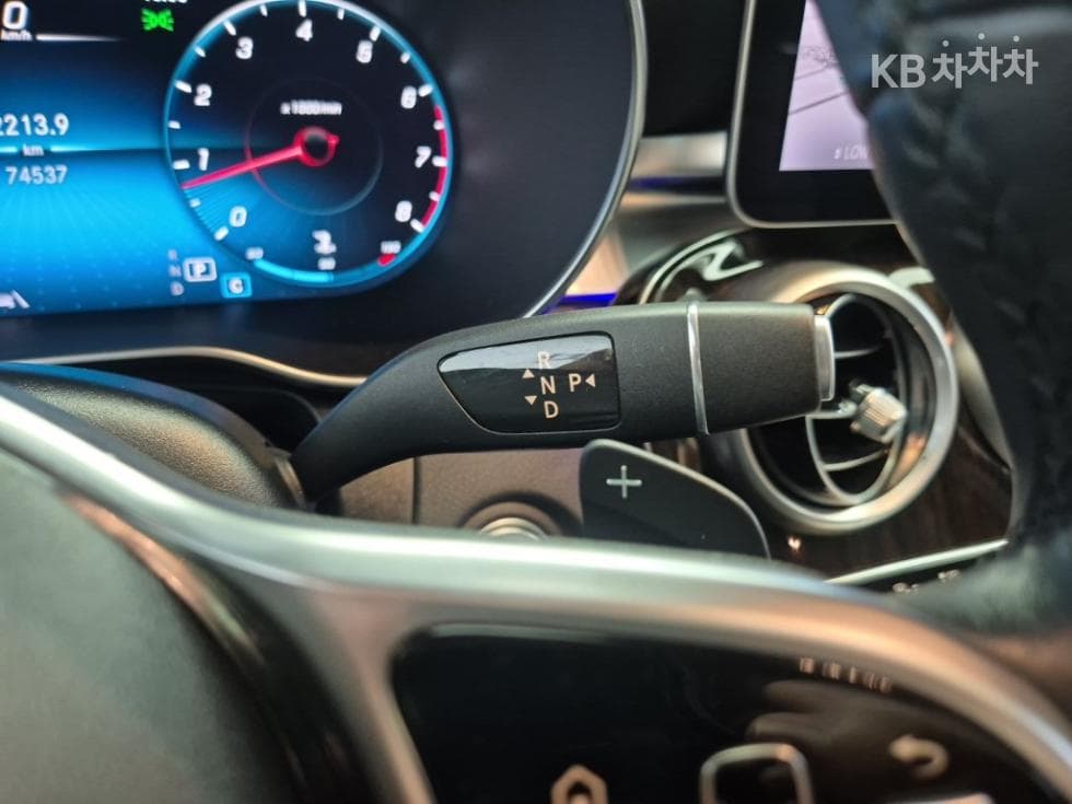 مرسيدس - GLC-Class | 300 4Matic Premium 8