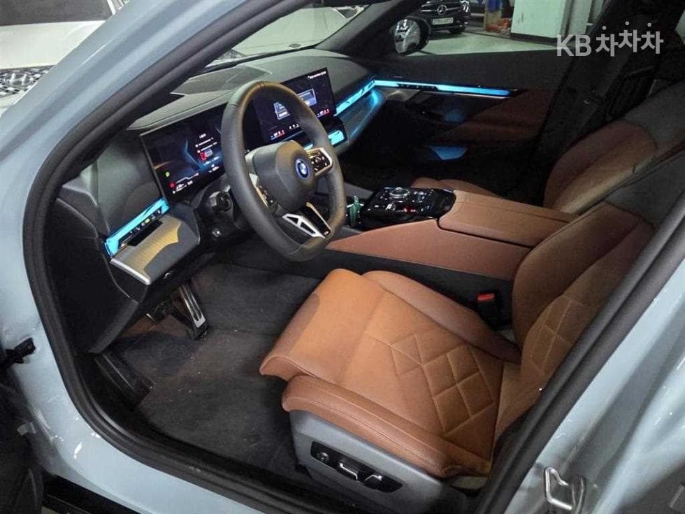 بي إم دبليو - 5-Series | New 530 M Sport 13