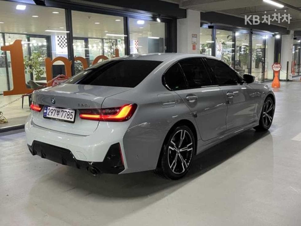 بي إم دبليو - 3-Series | 320 M Sport 4