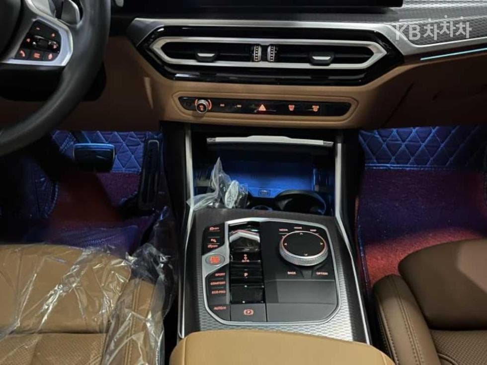 بي إم دبليو - 3-Series | 320 M Sport 12