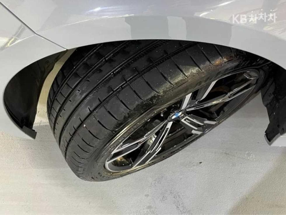بي إم دبليو - 3-Series | 320 M Sport 19