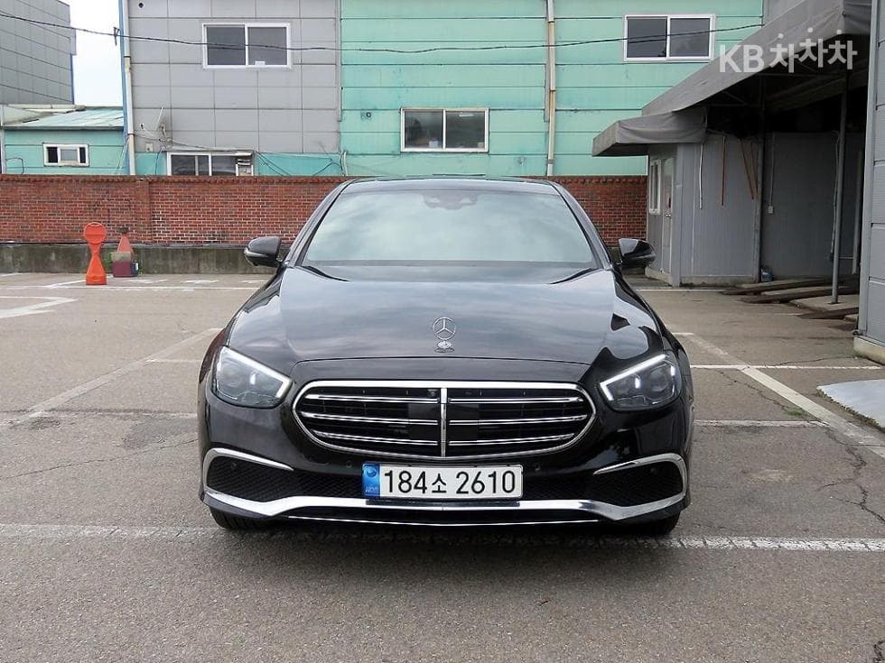مرسيدس E-Class