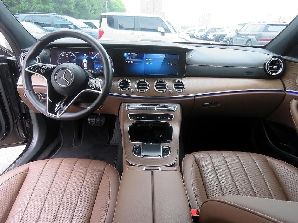 مرسيدس - E-Class | E300 4MATIC Exclusive 8