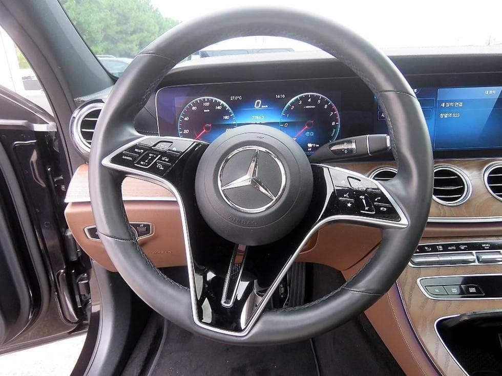 مرسيدس - E-Class | E300 4MATIC Exclusive 12