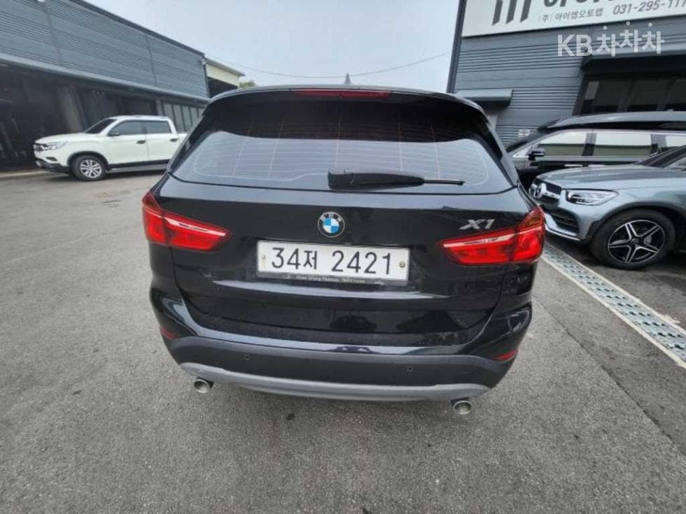 بي إم دبليو - X1 | xDrive 20 Joy 4
