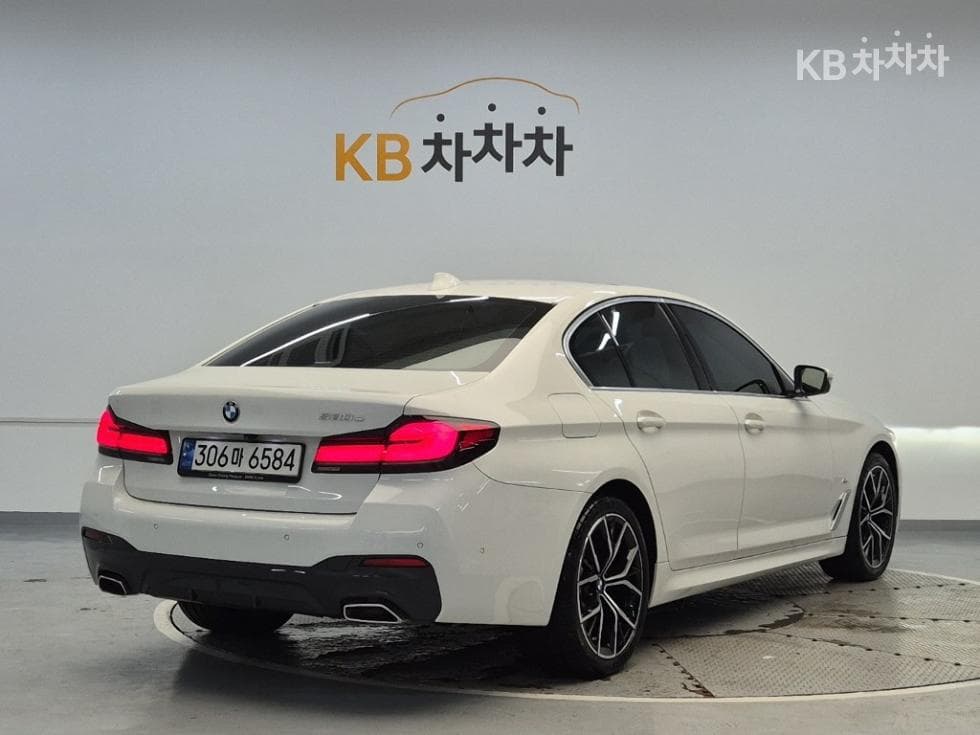 بي إم دبليو - 5-Series | All New 530 M Sport 3