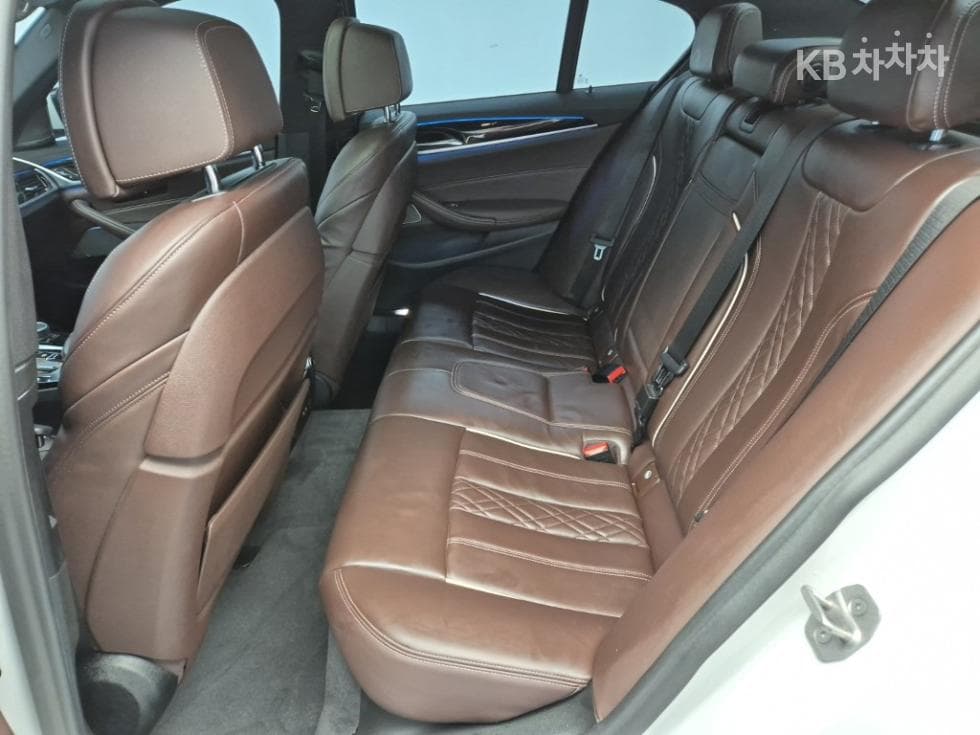 بي إم دبليو - 5-Series | All New 530 M Sport 12