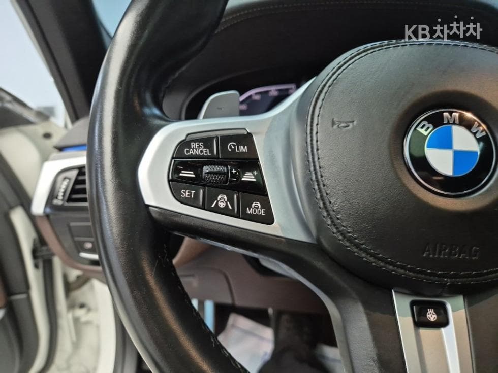 بي إم دبليو - 5-Series | All New 530 M Sport 16