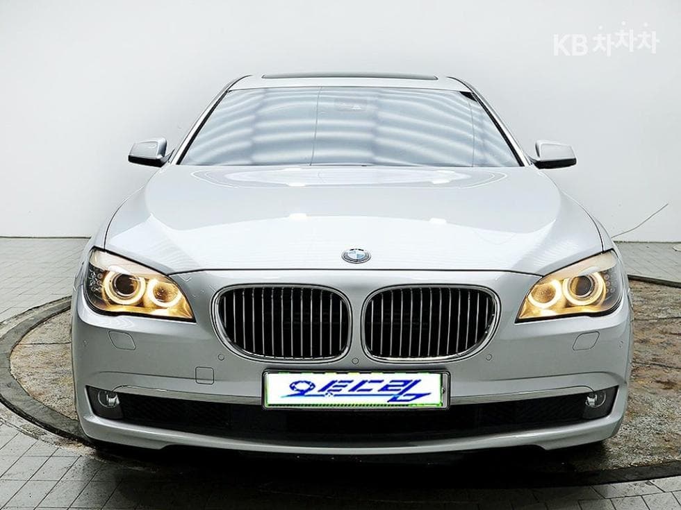 بي إم دبليو 7-Series